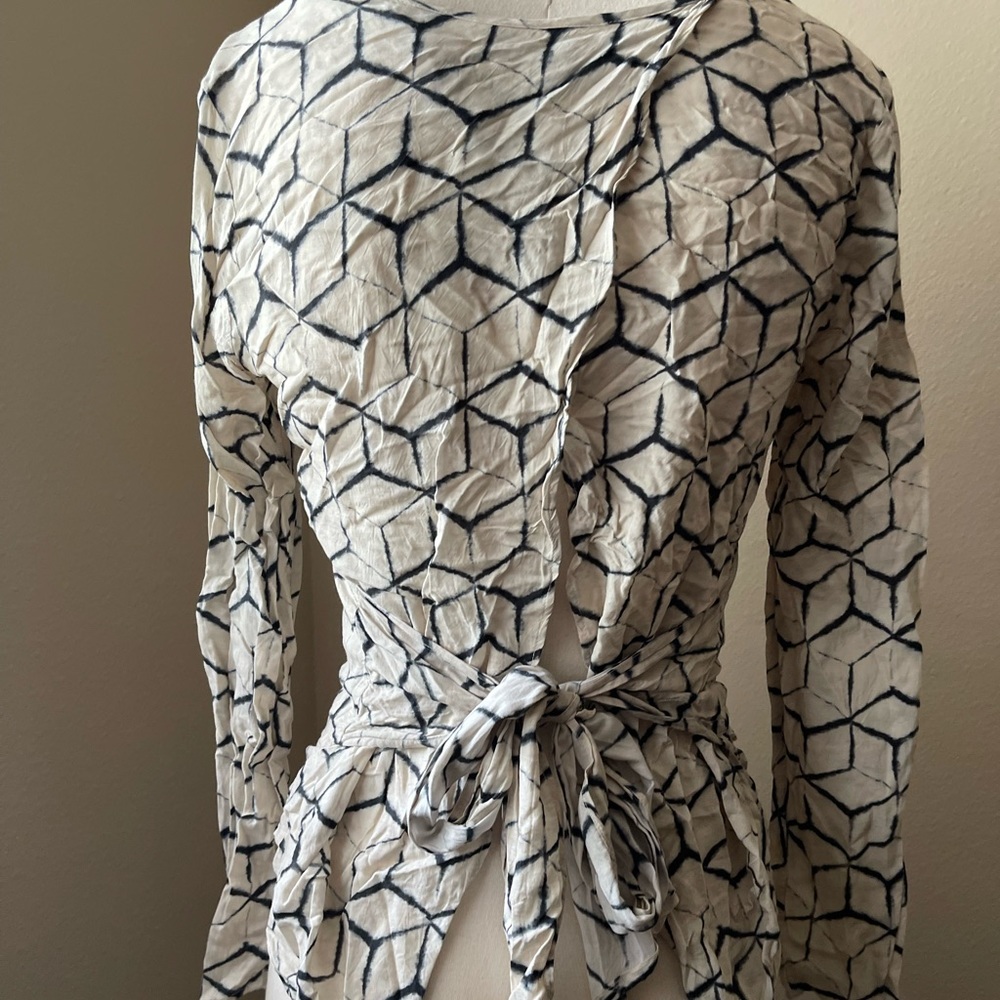 Gap tie back blouse